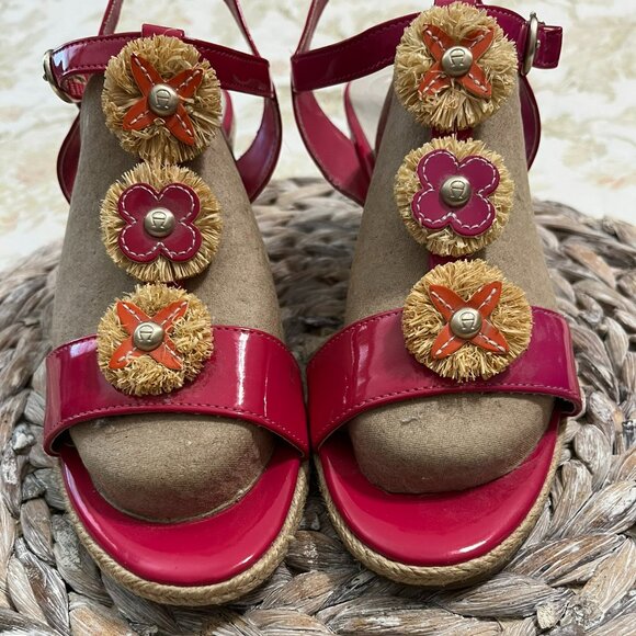 Etienne Aigner Pink Patent Leather Flower Embellished Espadrille Wedge Sandals 8 - Picture 2 of 13